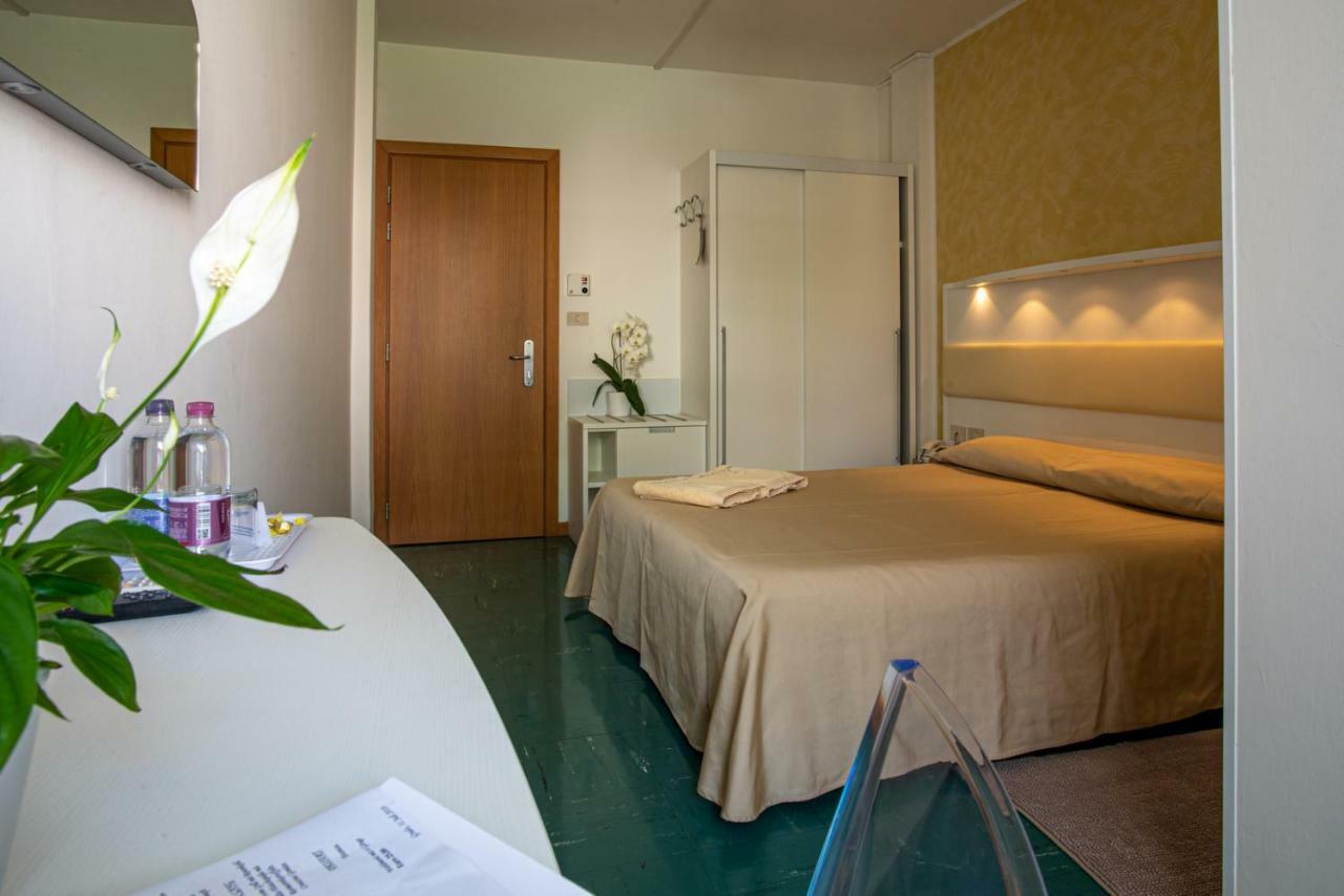Hotel Mar Del Plata Grado Extérieur photo
